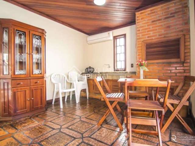 Cobertura com 3 quartos à venda na Rua Adriano Ribeiro, 85, Menino Deus, Porto Alegre, 256 m2 por R$ 860.000