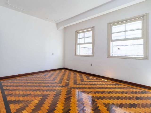 Apartamento com 3 quartos à venda na Rua Jerônimo Coelho, 209, Centro Histórico, Porto Alegre, 101 m2 por R$ 440.000