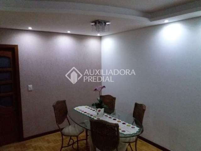 Apartamento com 3 quartos à venda na Rua Frederico Etzberger, 481, Nonoai, Porto Alegre, 129 m2 por R$ 395.000
