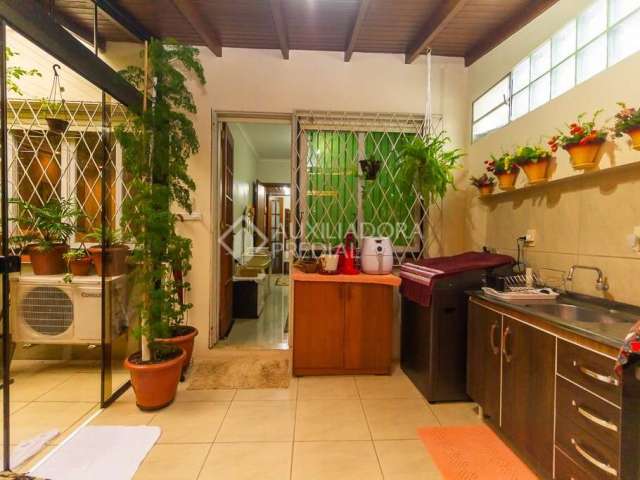 Apartamento com 2 quartos à venda na Rua Sete de Abril, 320, Floresta, Porto Alegre, 83 m2 por R$ 390.000