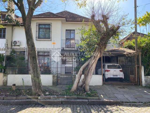 Casa em condomínio fechado com 4 quartos à venda na Travessa Luiz Rossetti, 16, Azenha, Porto Alegre, 336 m2 por R$ 899.000