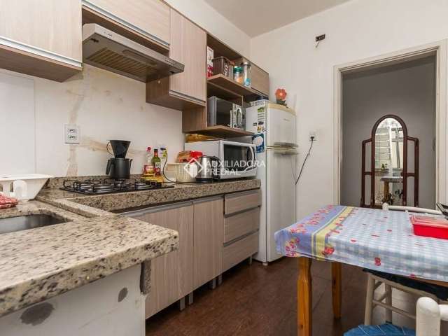 Apartamento com 2 quartos à venda na Avenida Cristóvão Colombo, 1145, Floresta, Porto Alegre, 68 m2 por R$ 295.000