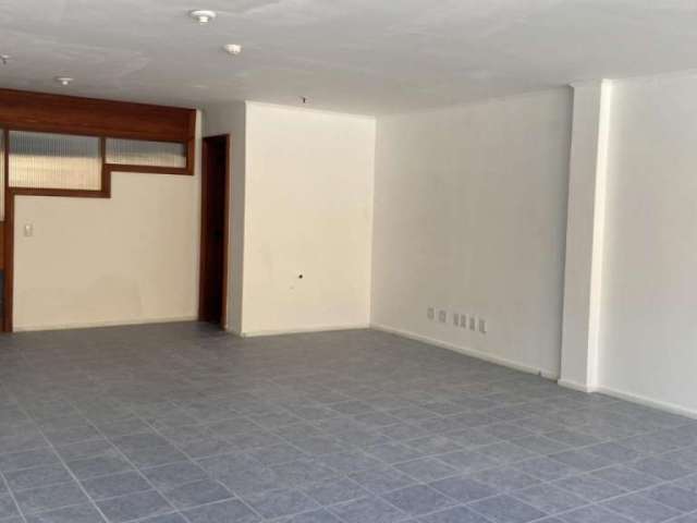 Sala comercial à venda na Rua General Câmara, 432, Centro Histórico, Porto Alegre, 49 m2 por R$ 164.620