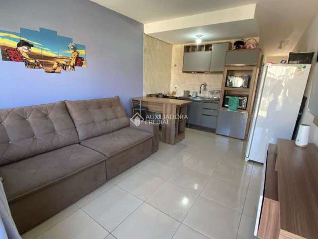 Apartamento com 2 quartos à venda na Rua Cento e Quarenta e Quatro, 177, Jardim Algarve, Alvorada, 48 m2 por R$ 190.000