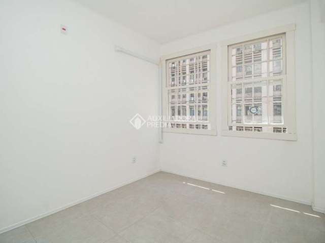 Apartamento com 2 quartos para alugar na Avenida Borges de Medeiros, 343, Centro Histórico, Porto Alegre, 62 m2 por R$ 1.250