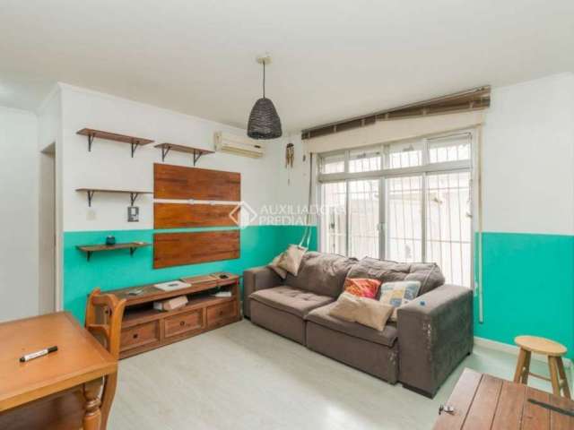 Apartamento com 2 quartos para alugar na Avenida Encantado, 98, Petrópolis, Porto Alegre, 69 m2 por R$ 2.200