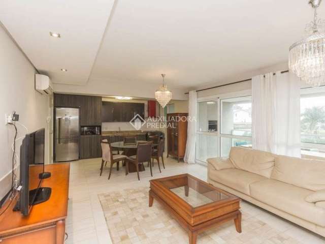 Apartamento com 3 quartos para alugar na Rua Nicola Mathias Falci, 50, Jardim do Salso, Porto Alegre, 114 m2 por R$ 6.000