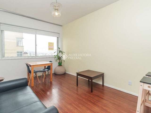 Apartamento com 1 quarto para alugar na Rua Duque de Caxias, 955, Centro Histórico, Porto Alegre, 50 m2 por R$ 1.800