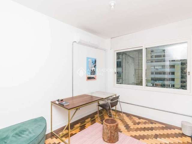 Apartamento com 1 quarto para alugar na Rua General Vitorino, 72, Centro Histórico, Porto Alegre, 45 m2 por R$ 1.800