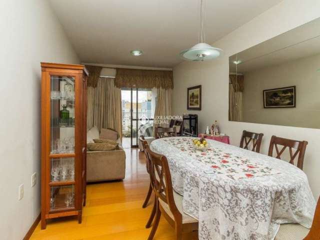 Apartamento com 3 quartos para alugar na Rua Afonso Taunay, 193, Boa Vista, Porto Alegre, 114 m2 por R$ 4.100