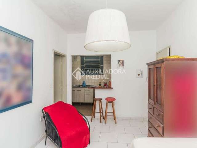 Apartamento com 1 quarto para alugar na Rua Mata Bacelar, 40, Auxiliadora, Porto Alegre, 40 m2 por R$ 1.800