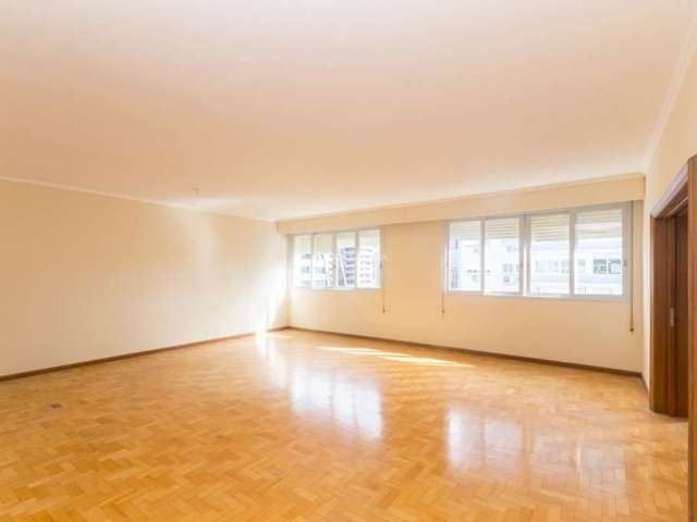 Apartamento com 2 quartos para alugar na Rua Vinte e Quatro de Outubro, 627, Moinhos de Vento, Porto Alegre, 226 m2 por R$ 5.000