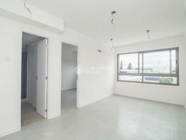 Apartamento com 1 quarto para alugar na Rua Cipó, 392, Passo da Areia, Porto Alegre, 45 m2 por R$ 2.900