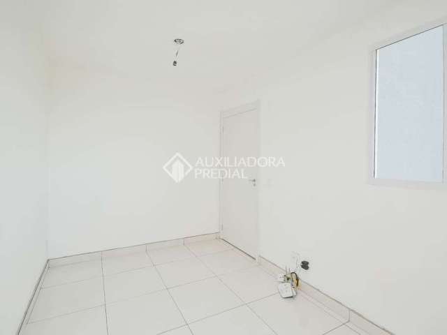Apartamento com 2 quartos para alugar na Rua Reverendo Olavo Nunes, 280, Parque Santa Fé, Porto Alegre, 44 m2 por R$ 1.300