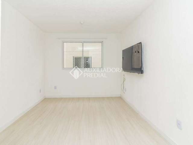 Apartamento com 2 quartos para alugar na Rua Engenheiro Sadi Castro, 1040, Sarandi, Porto Alegre, 41 m2 por R$ 900