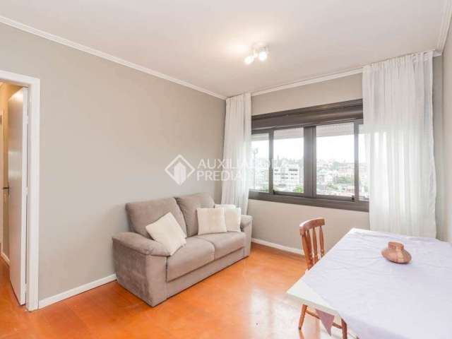 Apartamento com 3 quartos para alugar na Rua Padre Hildebrando, 585, Santa Maria Goretti, Porto Alegre, 90 m2 por R$ 2.600