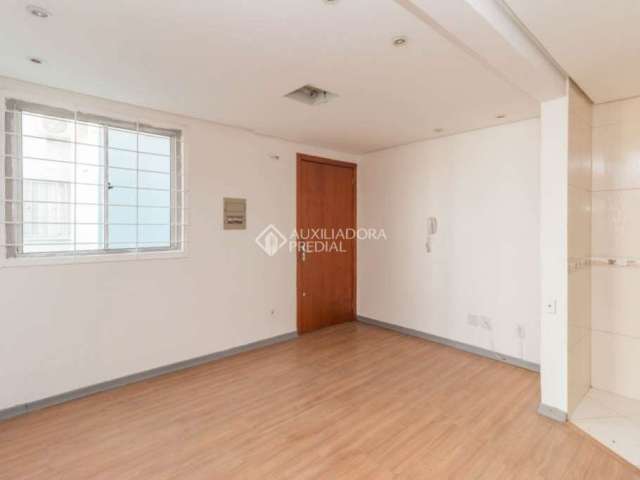 Apartamento com 2 quartos para alugar na Avenida Edu Las Casas, 745, Parque Santa Fé, Porto Alegre, 40 m2 por R$ 900