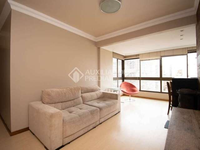 Apartamento com 3 quartos para alugar na QUINTINO BOCAIUVA, 1495, Floresta, Porto Alegre, 105 m2 por R$ 4.590