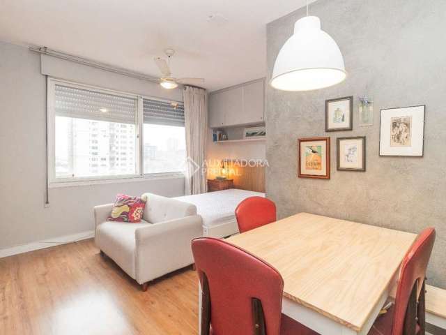 Apartamento com 1 quarto para alugar na Avenida Independência, 482, Independência, Porto Alegre, 36 m2 por R$ 2.850