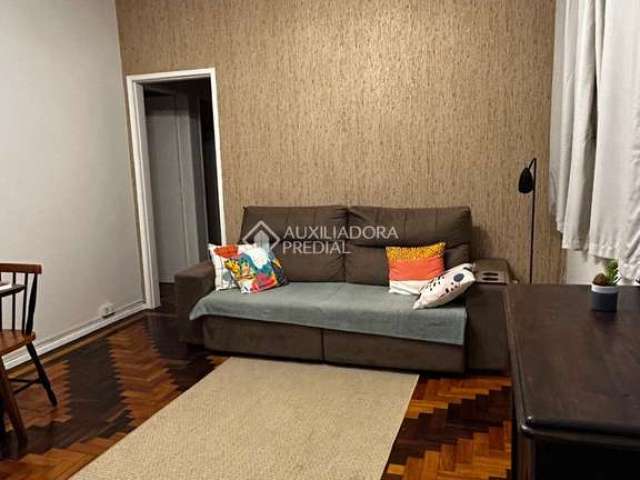 Apartamento com 2 quartos para alugar na Avenida Nova York, 365, Auxiliadora, Porto Alegre, 65 m2 por R$ 2.100