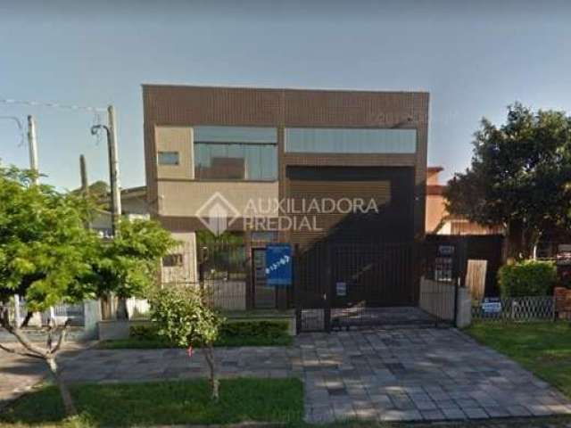 Barracão / Galpão / Depósito para alugar na Rua Serafim Alencastro, 688, Sarandi, Porto Alegre, 194 m2 por R$ 25.000