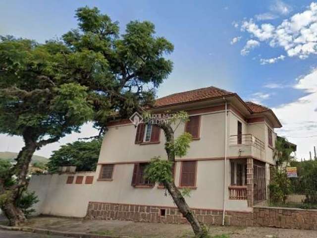 Casa comercial para alugar na Rua General Gomes Carneiro, 218, Medianeira, Porto Alegre, 350 m2 por R$ 6.400