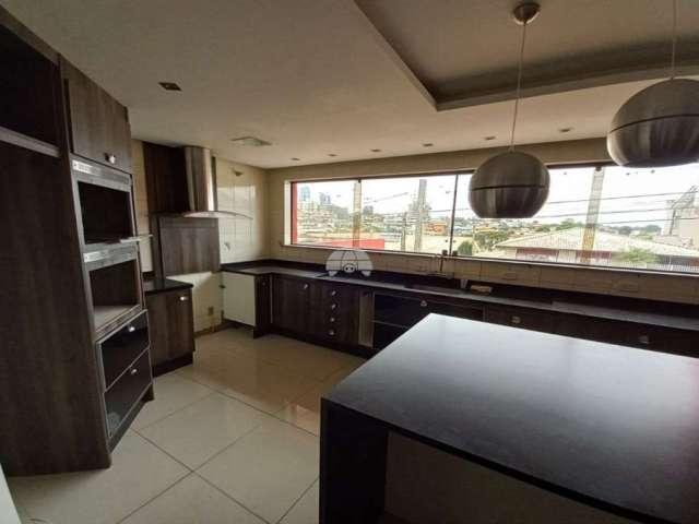 Casa com 4 quartos à venda na Rua Esther Kemmelmeier, 44, Estrela, Ponta Grossa, 462 m2 por R$ 1.100.000