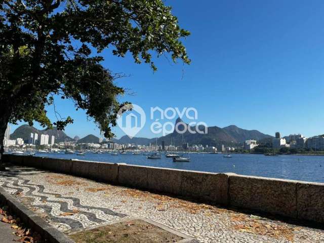 Casa com 3 quartos à venda na Praça Tenente Gil Guilherme, Urca, Rio de Janeiro, 240 m2 por R$ 3.700.000