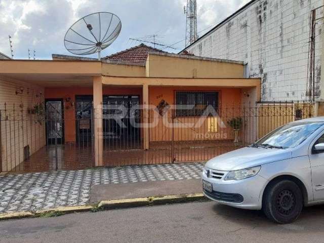 Casa à venda em São Carlos, 3 dormitórios e garagem coberta