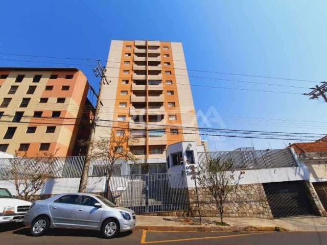Apartamento com 3 quartos para alugar no Centro, São Carlos , 75 m2 por R$ 1.778