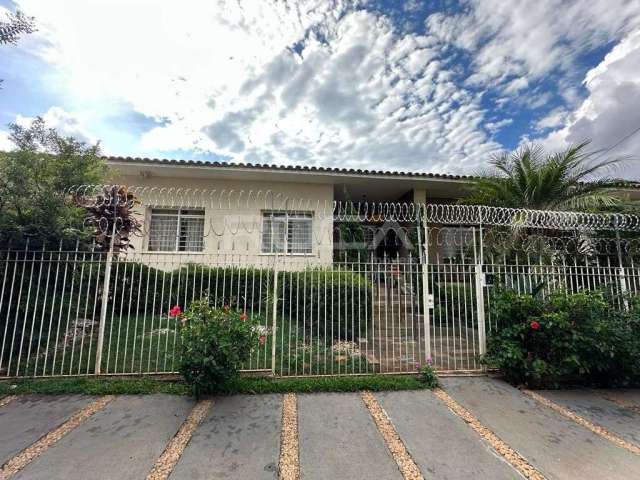 Casa com 5 quartos à venda no Jardim Santa Paula, São Carlos , 374 m2 por R$ 1.250.000