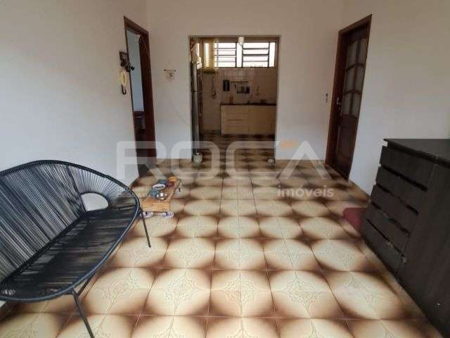 Casa Padrão à venda em Sumarezinho, Ribeirão Preto: 3 dormitórios, suíte e 2 garagens!