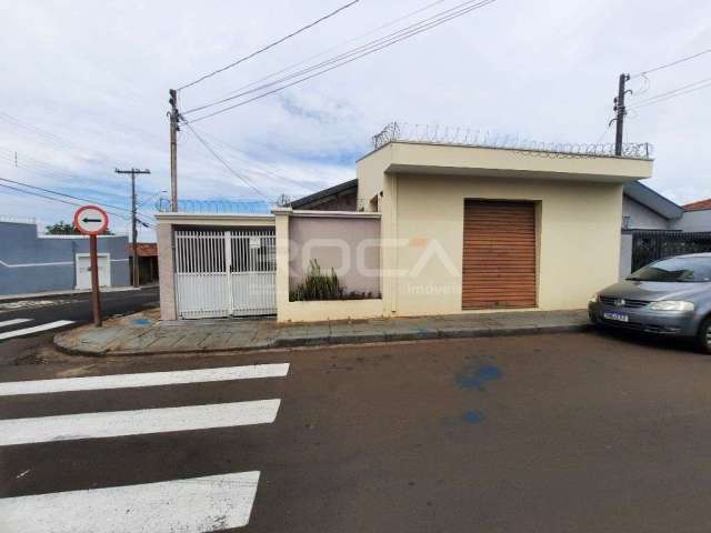 Casa em São Carlos - Centro | 2 dormitórios, garagem coberta, lavanderia