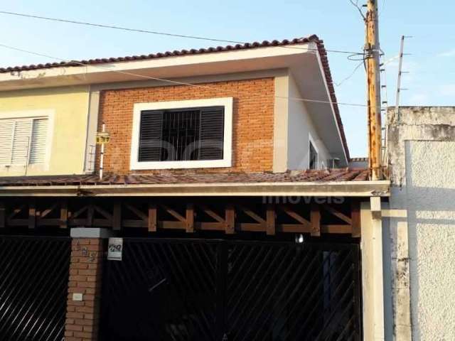 Casa com 4 quartos à venda na Vila Brasília, São Carlos , 157 m2 por R$ 380.000