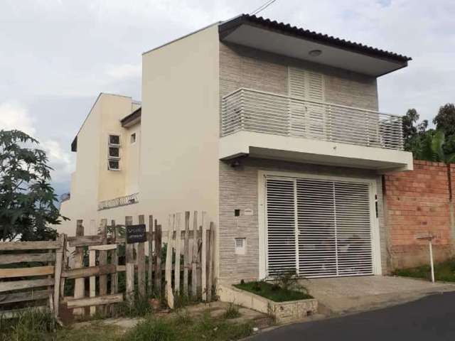Casa com 3 quartos à venda na Cidade Aracy, São Carlos , 216 m2 por R$ 270.000