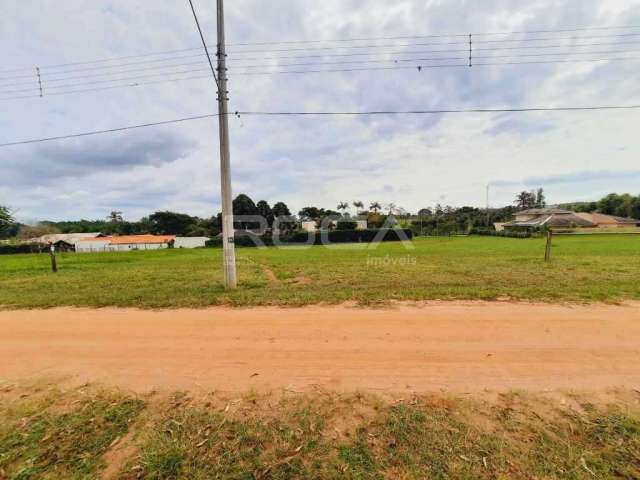 Terreno à venda na Vila Pinhal, Itirapina  por R$ 332.000
