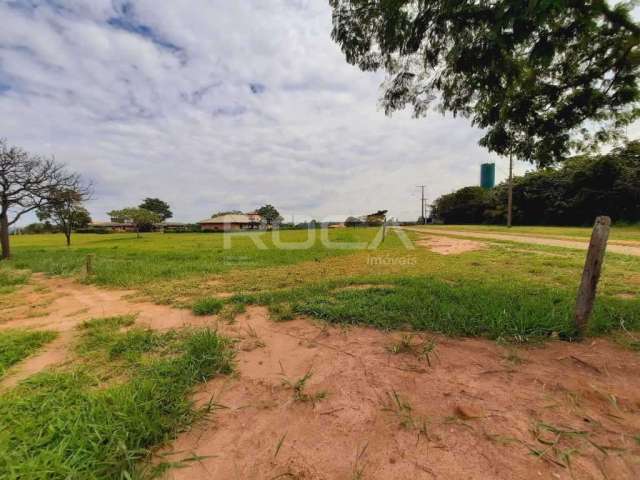 Terreno à venda na Vila Pinhal, Itirapina  por R$ 543.000