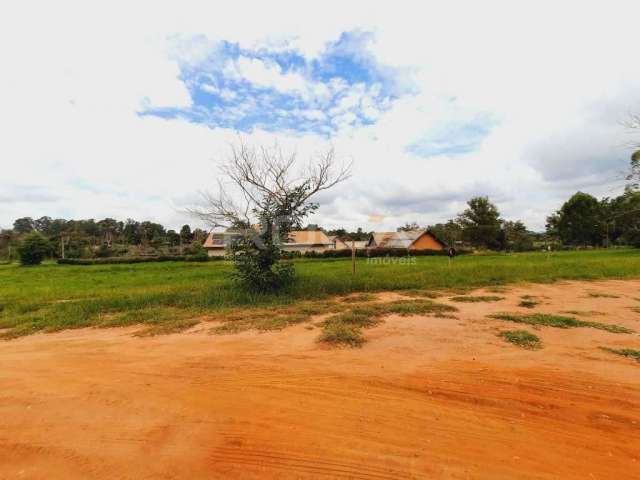 Terreno à venda na Vila Pinhal, Itirapina  por R$ 594.000