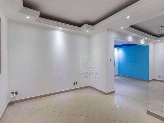 Sobrado com 3 dormitórios à venda, 184 m² por R$ 852.000,00 - Parque Jaçatuba - Santo André/SP