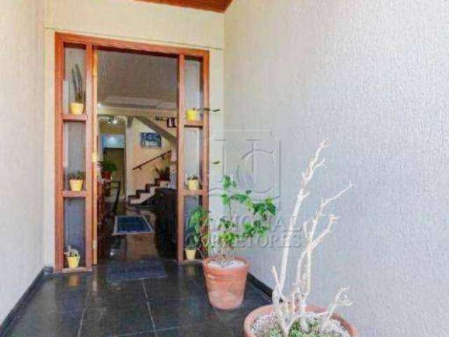 Sobrado com 4 dormitórios à venda, 283 m² por R$ 900.000,00 - Vila Curuçá - Santo André/SP