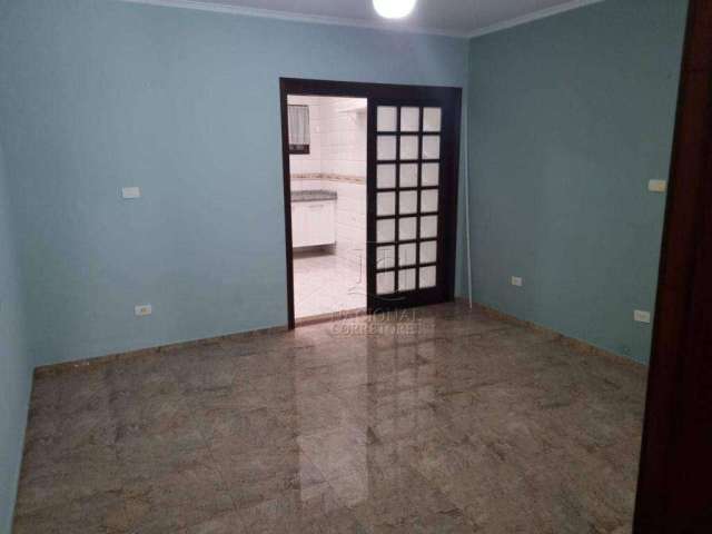 Sobrado com 3 dormitórios à venda, 170 m² por R$ 620.000,00 - Vila Bastos - Santo André/SP