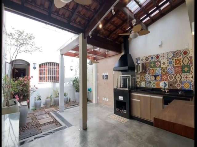 Casa com 3 quartos à venda na Rua Padre Leonardo, --, Nova Piraju, São Paulo por R$ 994.000