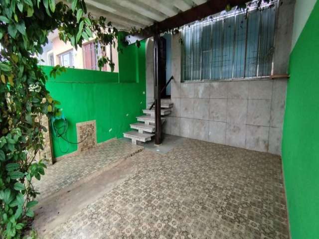 Casa com 3 quartos à venda na Rua Tancredo do Amaral, --, Vila Alzira, Santo André por R$ 749.900