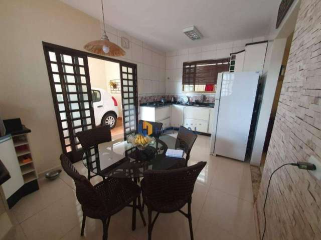 Casa com 3 dormitórios à venda, 91 m² por R$ 450.000,00 - Jardim Novo Oásis - Maringá/PR
