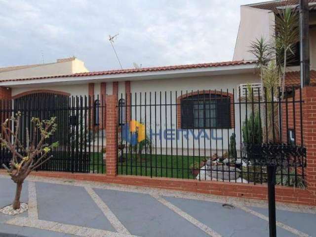 Casa com 3 quartos à venda, 210 m² por R$ 895.000 - Jardim América - Maringá/PR