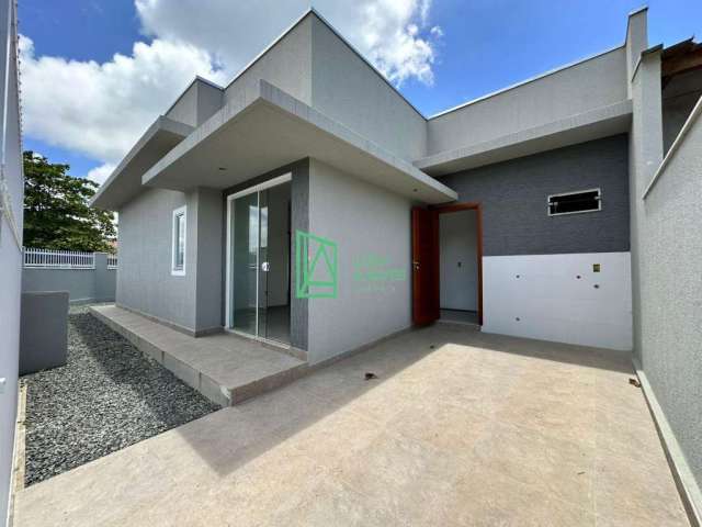 Casa pronta à venda com 02 dormitórios, Meia Praia, NAVEGANTES - SC