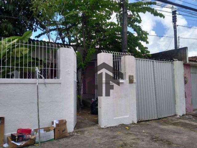 Casa com 3 Quartos no Cordeiro, Recife