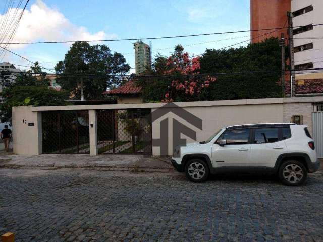 Casa de 330m² à venda, com 4 Quartos e 6 Salas, localizada no Poço, Recife - Pernambuco.