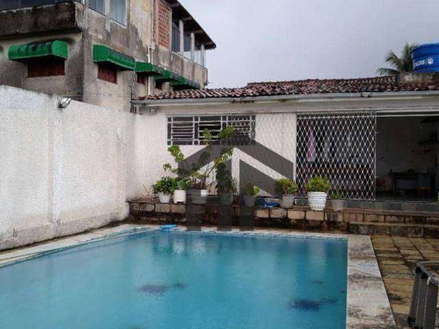 Casa com 6 Quartos em Cajueiro, Recife