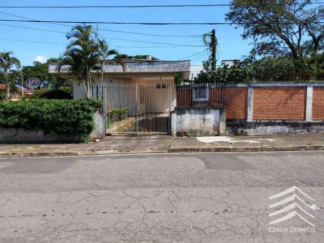 Casa à venda, 256 m² por R$ 700.000,00 - Santana - Pindamonhangaba/SP
